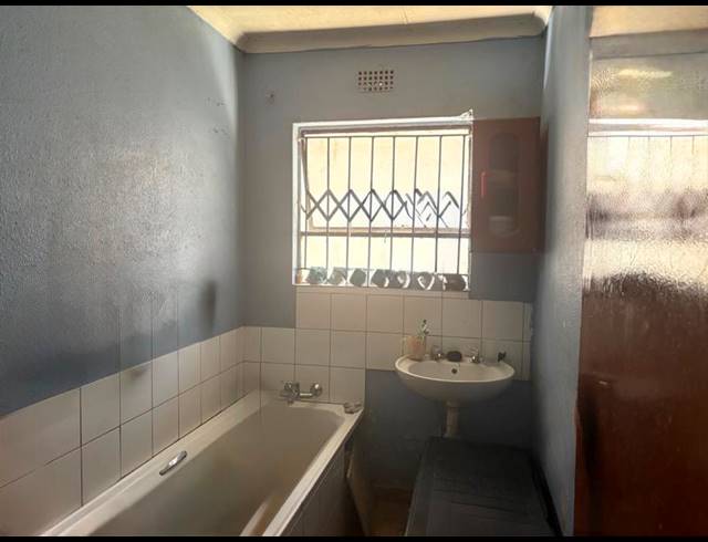 3 BEDROOM HOUSE FOR SALE IN KAALFONTEIN